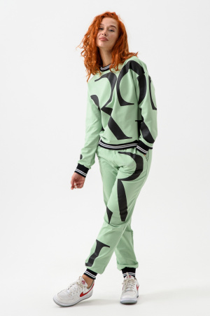 4af87d6b-3add-44be-a4d2-7689abe365a0